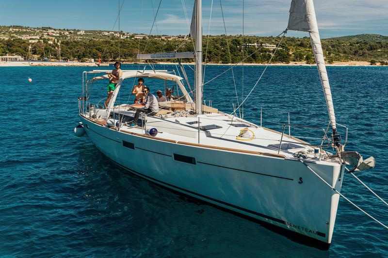 Book yachts online - sailboat - Oceanis 45 - DIANA - rent