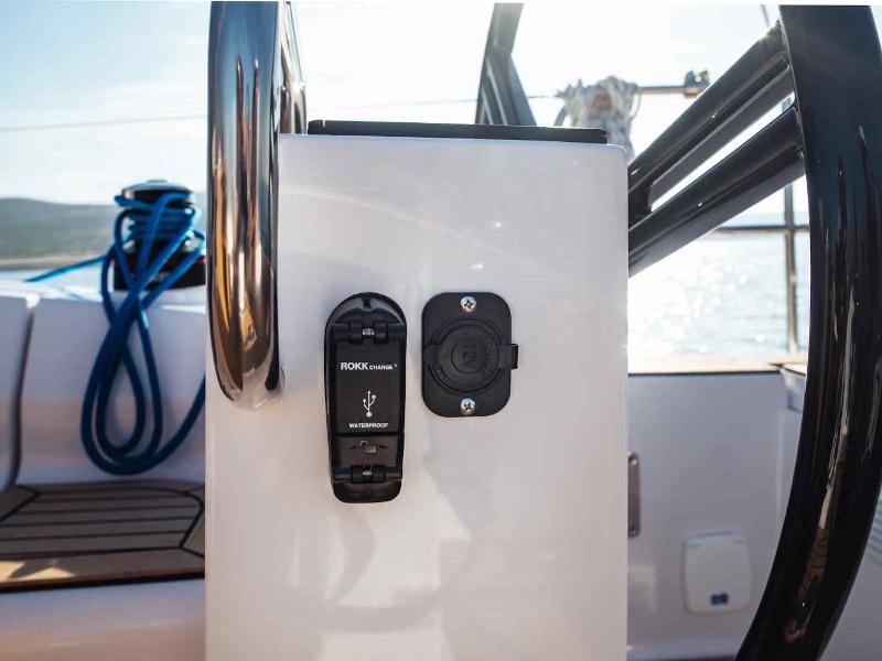 Book yachts online - sailboat - Elan Impression 40.1 - Olelole - rent