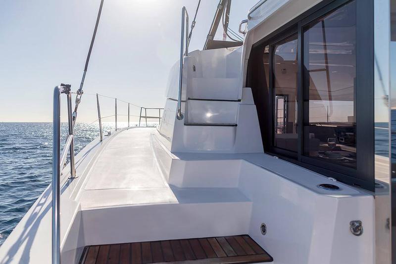 Book yachts online - catamaran - Bali 4.2 - Bali 4.2 / Model 2022! With AC, generator, solar panels &amp; electric WC - rent