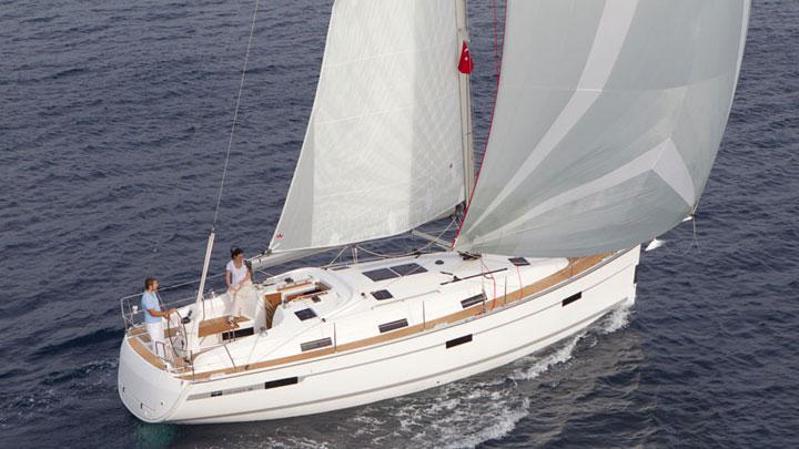Book yachts online - sailboat - Bavaria Cruiser 36 - Baluma - rent
