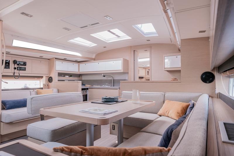 Book yachts online - sailboat - Dufour 470 - Egusa - rent