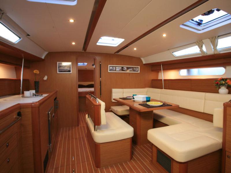Book yachts online - sailboat - Sun Odyssey 49i - Doris - rent