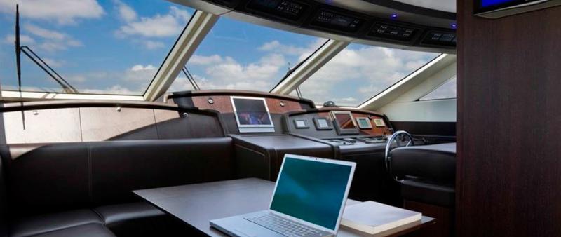 Book yachts online - motorboat - Canados 86 - Miraval - rent