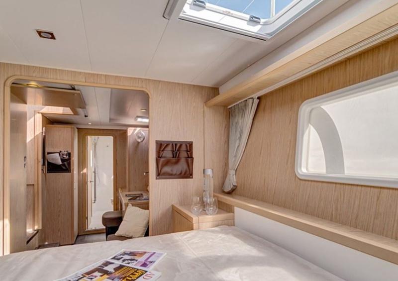 Book yachts online - catamaran - Lagoon 400 S2 - Orion VII - rent