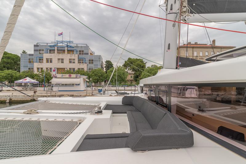 Book yachts online - catamaran - Lagoon 450 Sport - Michelangelo - rent