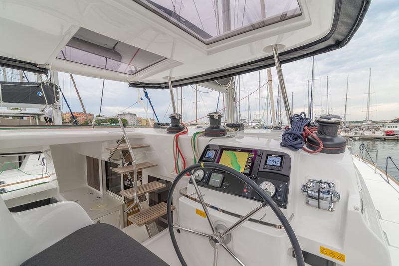 Book yachts online - catamaran - Lagoon 450 Sport - Michelangelo - rent