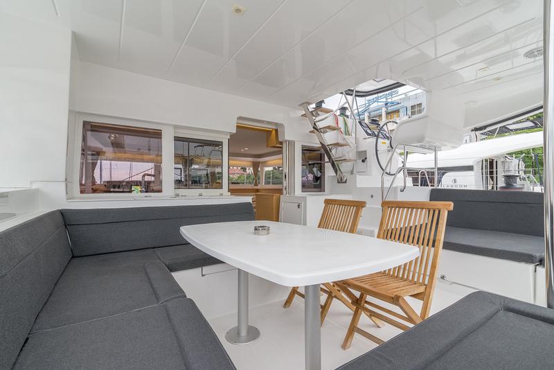 Book yachts online - catamaran - Lagoon 450 Sport - Michelangelo - rent