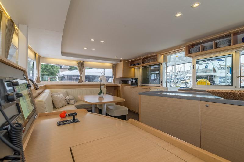 Book yachts online - catamaran - Lagoon 450 Sport - Michelangelo - rent