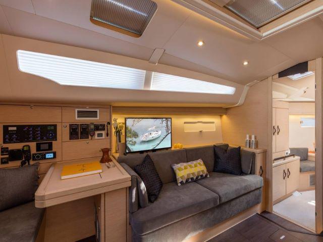 Book yachts online - sailboat - Jeanneau 51 - Recovery Room - rent