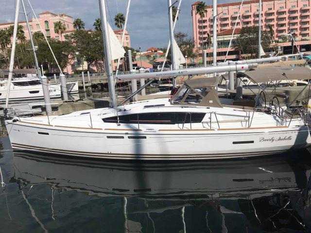 Book yachts online - sailboat - Sun Odyssey 44DS - Beverly Isabella - rent