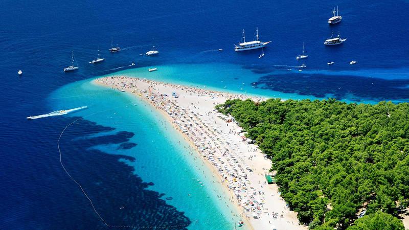Book yachts online - catamaran - Lagoon 450 F - Grey Goose I  -  All inclusive half board - rent