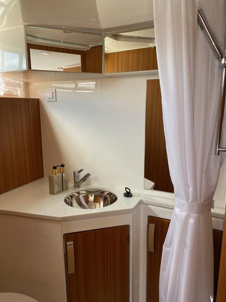 Book yachts online - motorboat - Greenline 33 - Dalen - rent