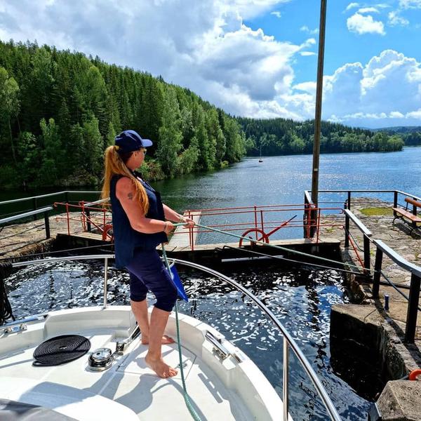 Book yachts online - motorboat - Greenline 39 - Skien - rent