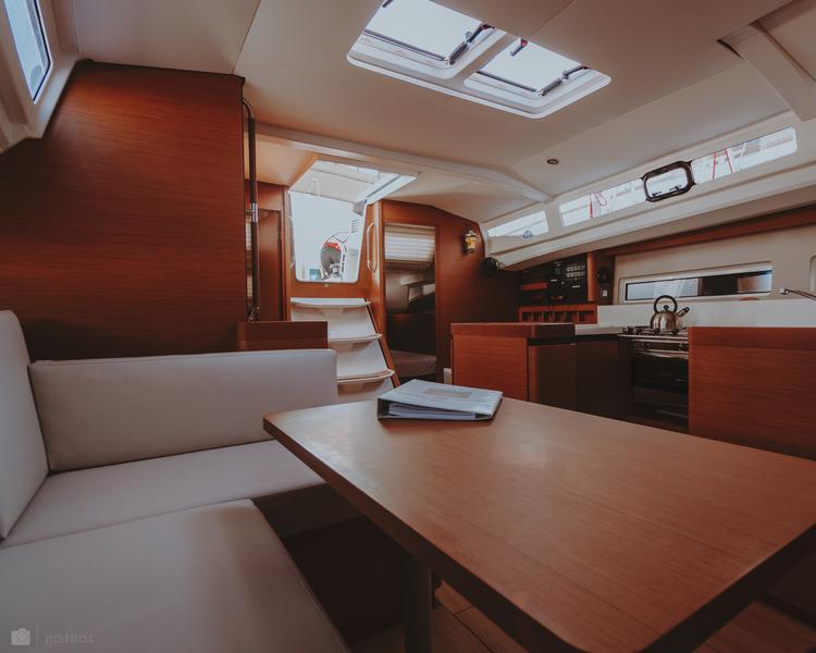 Book yachts online - sailboat - Sun Odyssey 440 - Eleni - rent