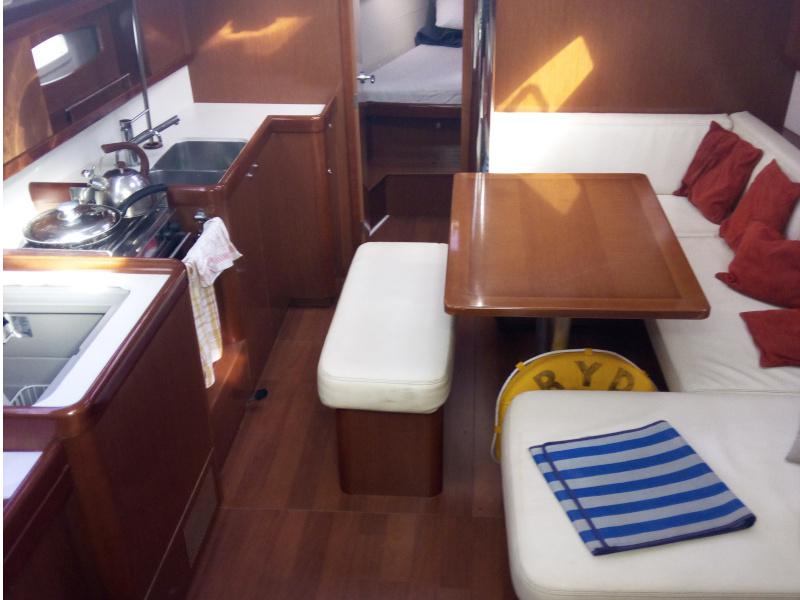 Book yachts online - sailboat - Oceanis 40 - Fryda - rent