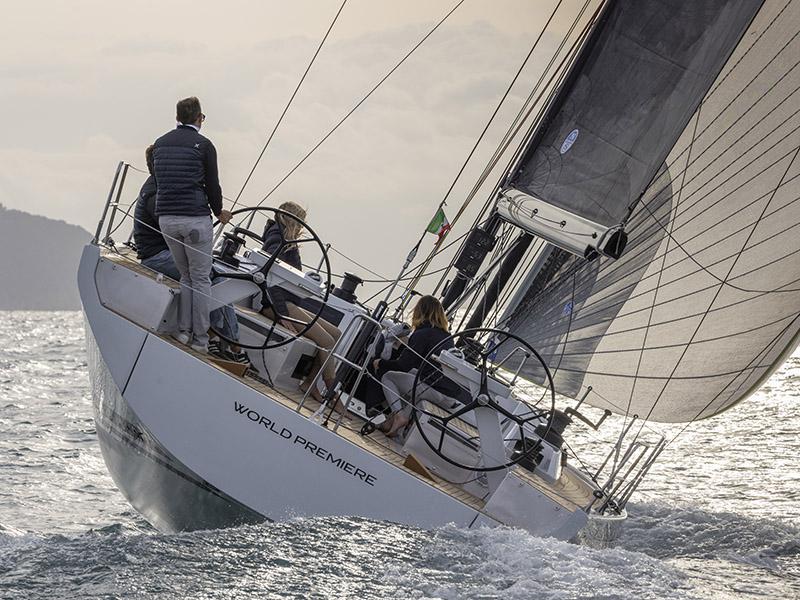 Book yachts online - sailboat - Grand Soleil 44 Performance - NEW 2022! - rent