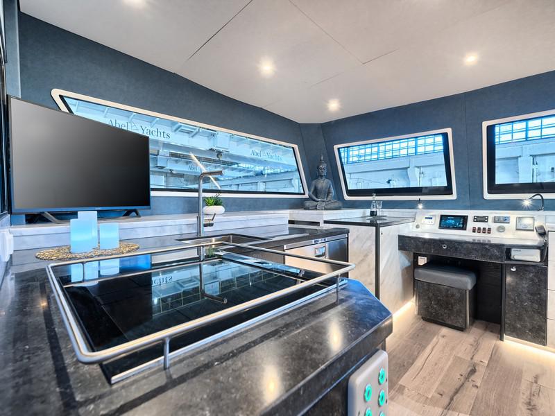 Book yachts online - catamaran - Luna 49 - RED - rent
