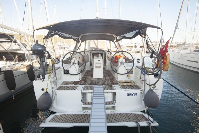 Book yachts online - sailboat - Oceanis 38 - Servus - rent