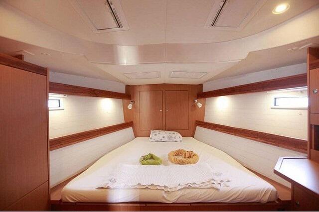 Book yachts online - sailboat - Bavaria 45 Cruiser - iBulut - rent