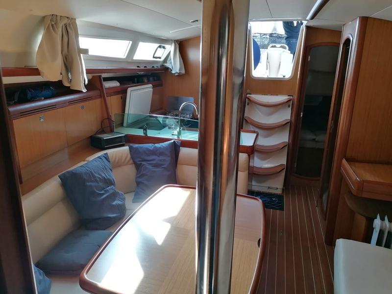 Book yachts online - sailboat - Sun Odyssey 39i - Xenia - rent