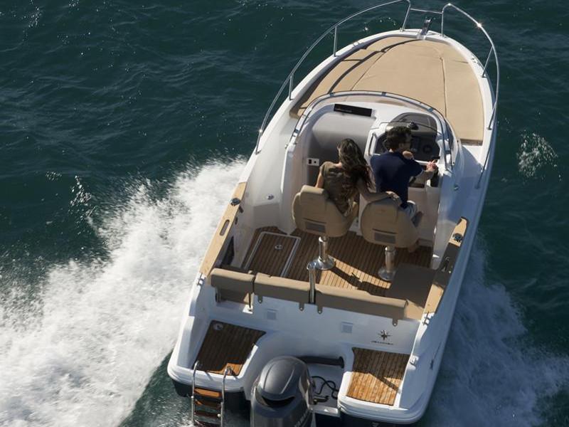 Book yachts online - motorboat - Cap Camarat 6.5 WA - Cigala - rent
