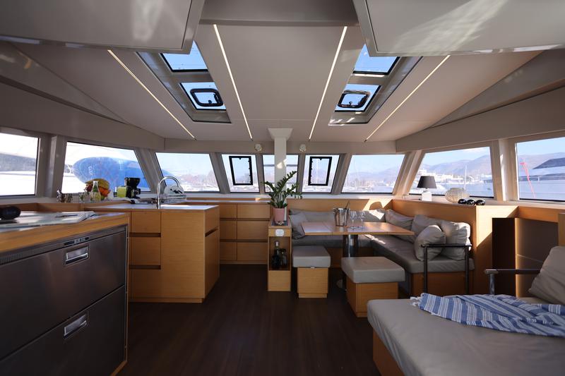Book yachts online - catamaran - Nautitech 46 Fly - Aureliano - rent