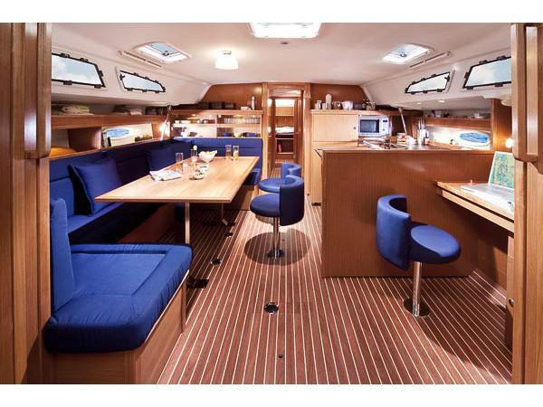 Book yachts online - sailboat - Bavaria Cruiser 51 - Thalassa - rent