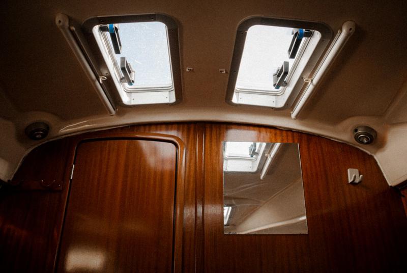 Book yachts online - sailboat - Bavaria 34 Cruiser - Hesperia III - rent