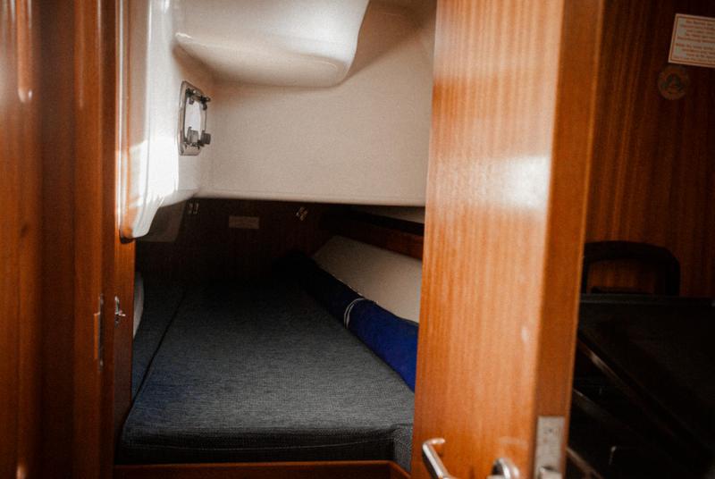 Book yachts online - sailboat - Bavaria 34 Cruiser - Hesperia III - rent