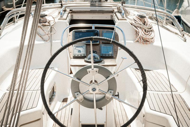 Book yachts online - sailboat - Bavaria 34 Cruiser - Hesperia III - rent