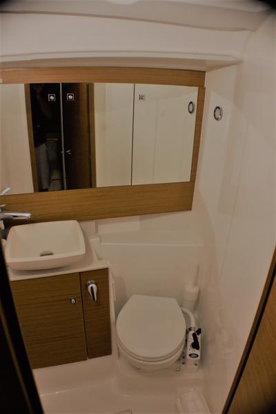 Book yachts online - sailboat - Dufour 430 Grand Large - Esperanza - rent