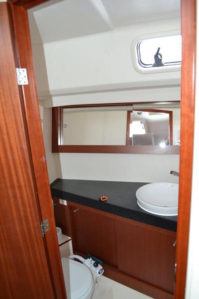 Book yachts online - sailboat - Hanse 415 - Vega - rent