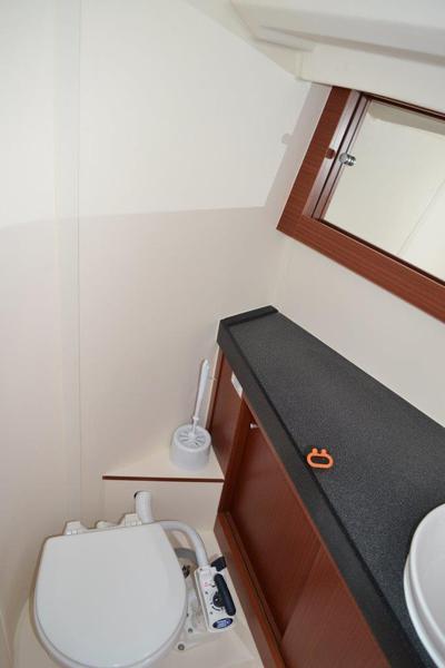 Book yachts online - sailboat - Hanse 415 - Vega - rent