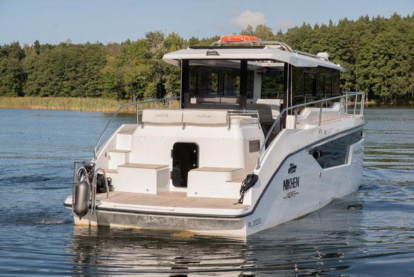 Book yachts online - motorboat - Nikhen Aquasun 34 - Aqua Sun - rent