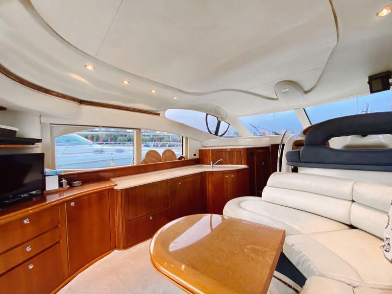 Book yachts online - motorboat - Azimut 42 E - Azimut 42 EL - rent