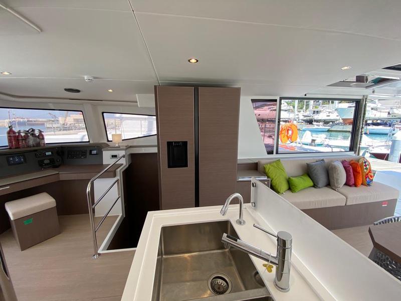 Book yachts online - catamaran - Bali 4.6 Nadir - NADIR - rent