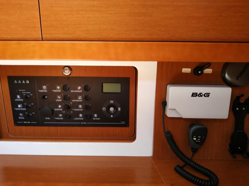 Book yachts online - sailboat - Oceanis 45 - Aleph - rent