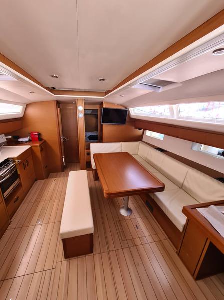 Book yachts online - sailboat - Jeanneau 54 - PANAYIOTIS K - rent