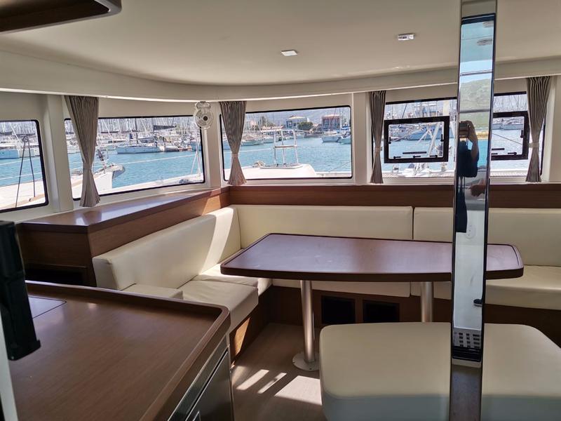 Book yachts online - catamaran - Lagoon 42 - Emma (A/C-Generator) (Pax 12) Brand New 2021 - rent
