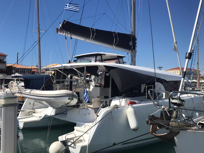 Book yachts online - catamaran - Lagoon 42 - Maresol (A/C - Generator) (Pax 12)  - rent