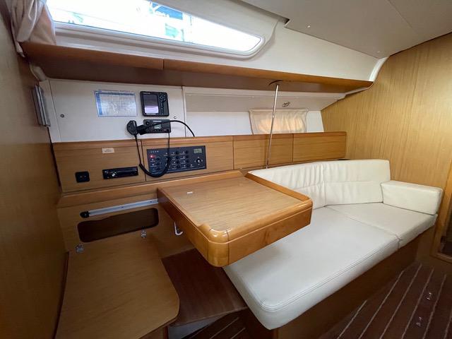 Book yachts online - sailboat - Sun Odyssey 39i - Orsula - rent
