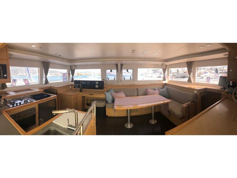 Book yachts online - catamaran - Lagoon 450 - NEFELI IV - rent