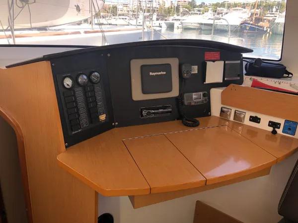 Book yachts online - catamaran - Lipari 41 - Mariona - rent