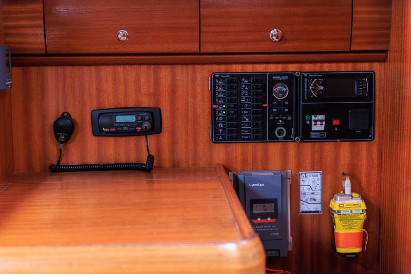 Book yachts online - sailboat - Bavaria 44 - Twins - rent