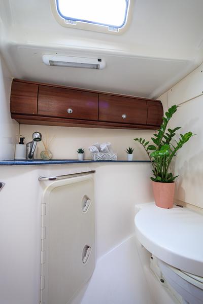 Book yachts online - sailboat - Bavaria 44 - Twins - rent