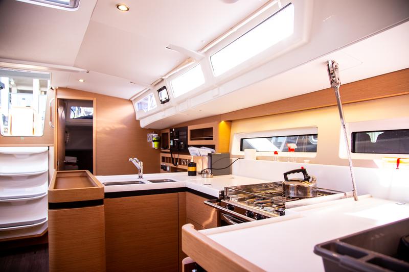 Book yachts online - sailboat - Sun Odyssey 490 - Eitan - rent
