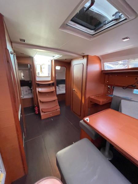 Book yachts online - sailboat - Dufour 460 - WILMA - AC and generator - rent