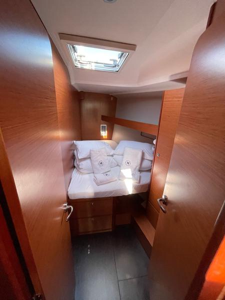 Book yachts online - sailboat - Dufour 460 - WILMA - AC and generator - rent