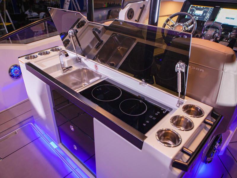 Book yachts online - motorboat - Saxdor 320 GTO - SAXDOR 320 GTO + MERCURY 300 - rent