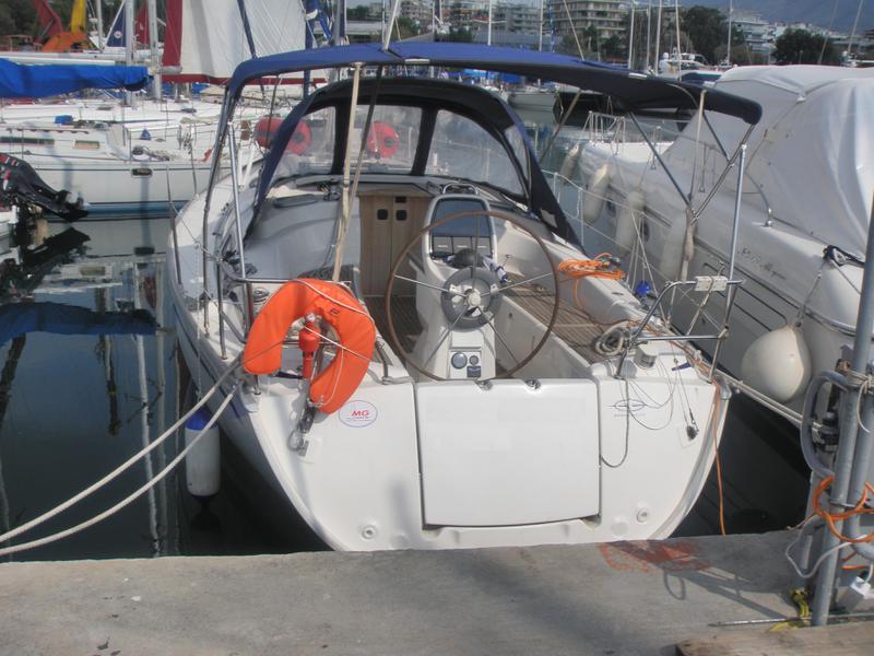 Book yachts online - sailboat - Bavaria 34 Cruiser - Ivi - rent